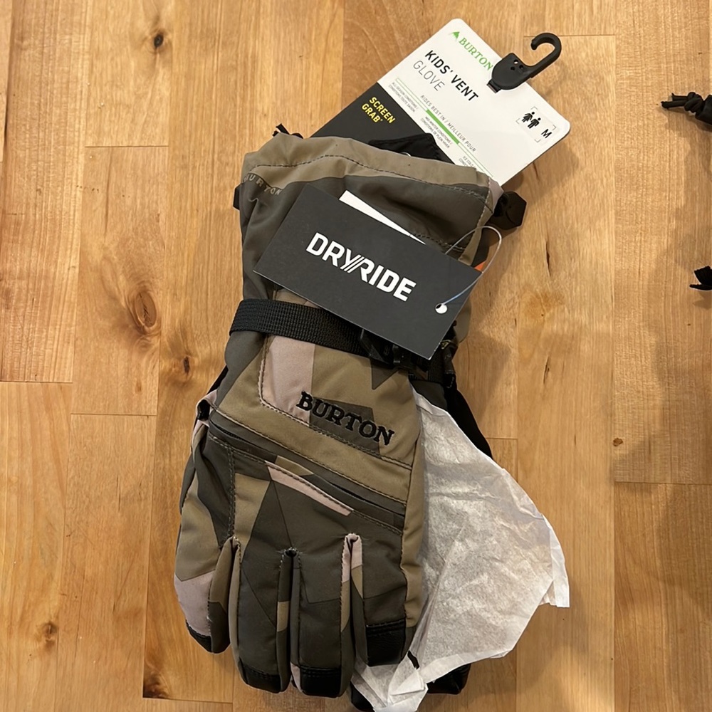 NWT Burton Kids Gloves